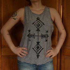 Grey Arrow Tank